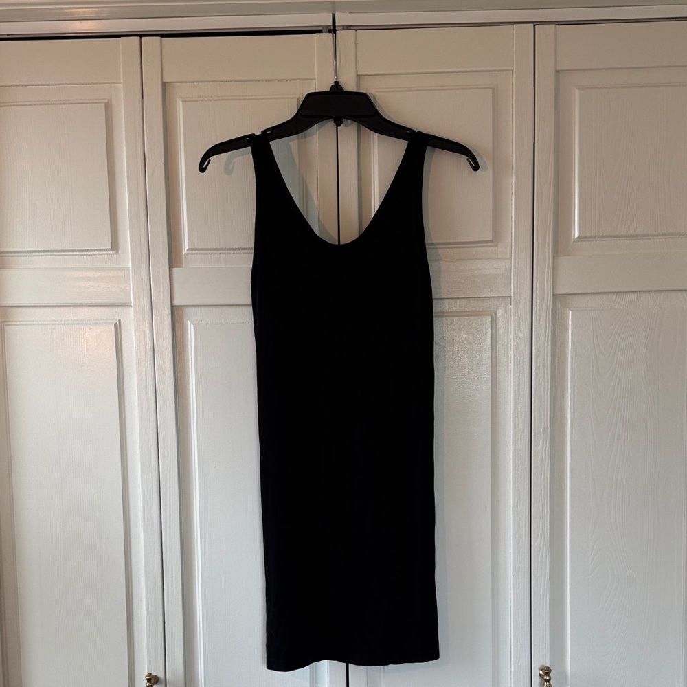 M. Rena Elegant Black Backless Dress